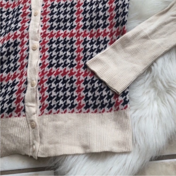 Merino Houndstooth Cardigan - Picture 2 of 5